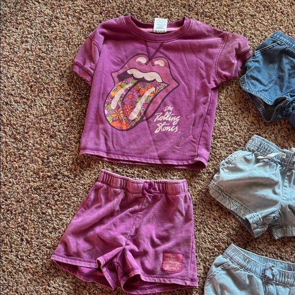 4T Bundle - Picture 2 of 4